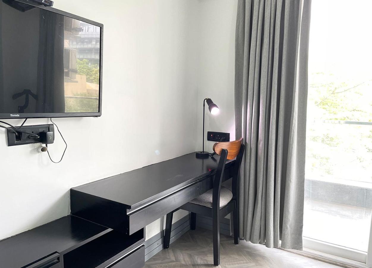 Bedchambers Serviced Apartments, Mg Road Gurgaon Exteriör bild