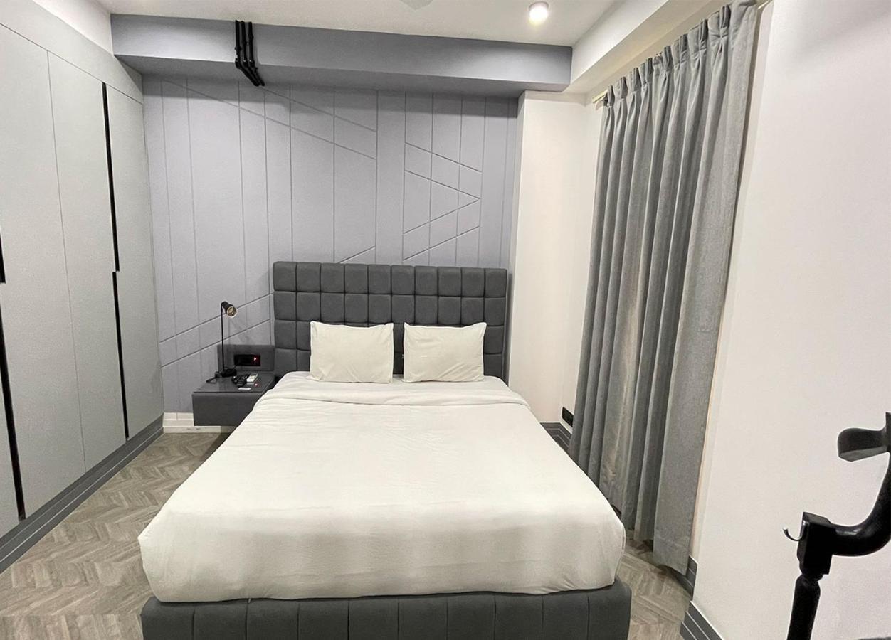 Bedchambers Serviced Apartments, Mg Road Gurgaon Exteriör bild