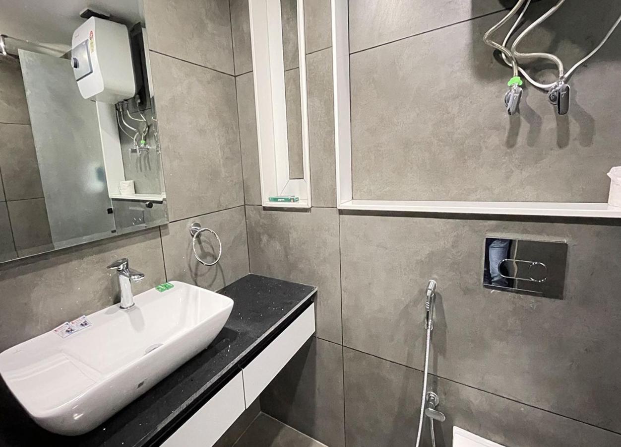 Bedchambers Serviced Apartments, Mg Road Gurgaon Exteriör bild