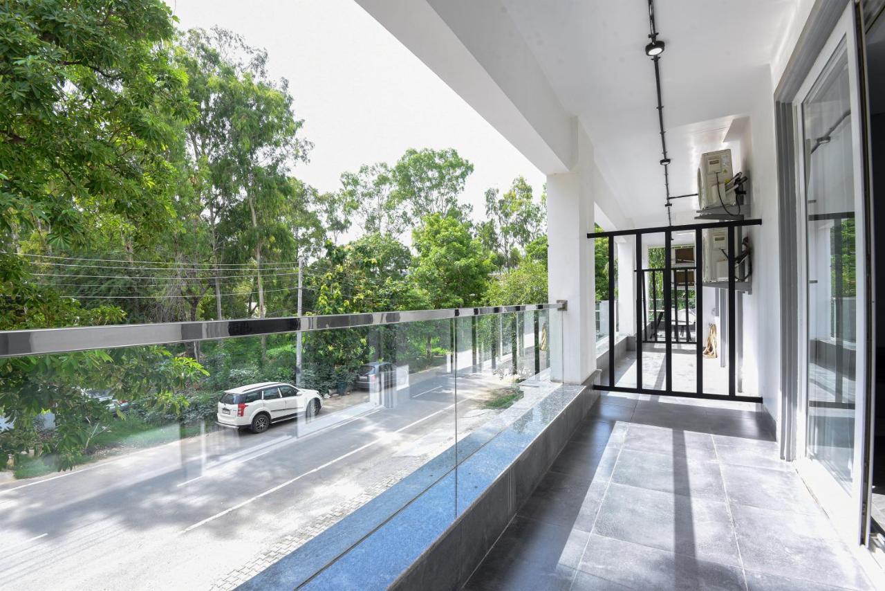 Bedchambers Serviced Apartments, Mg Road Gurgaon Exteriör bild