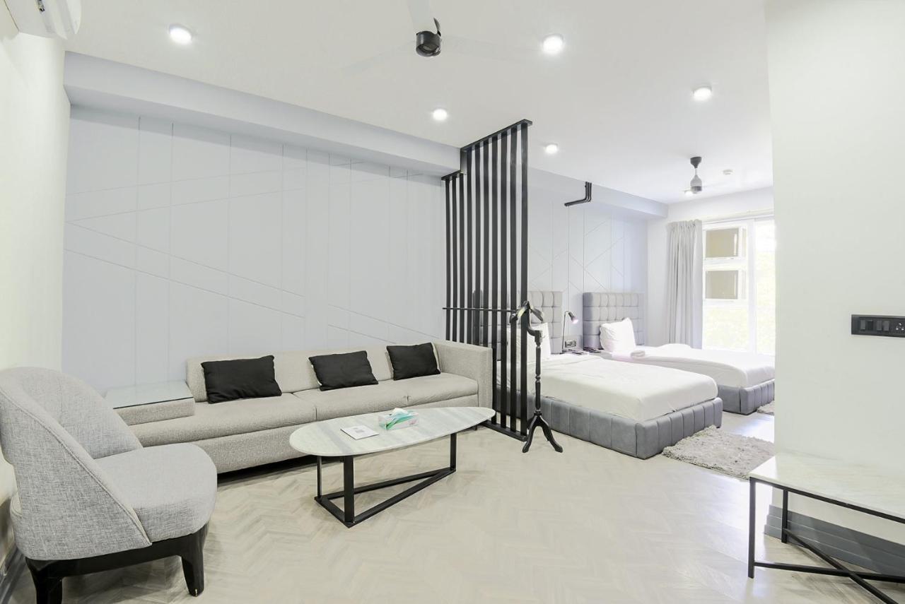 Bedchambers Serviced Apartments, Mg Road Gurgaon Exteriör bild