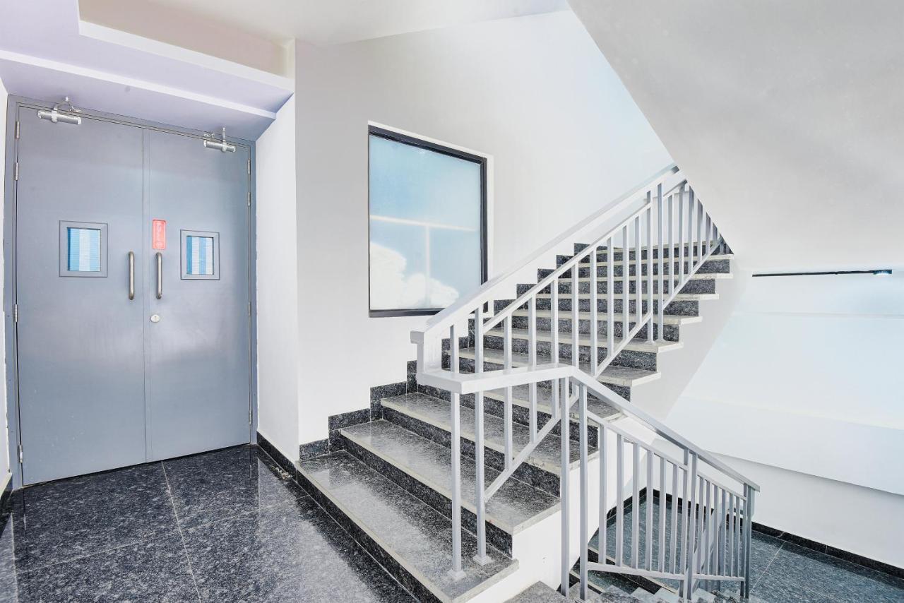 Bedchambers Serviced Apartments, Mg Road Gurgaon Exteriör bild