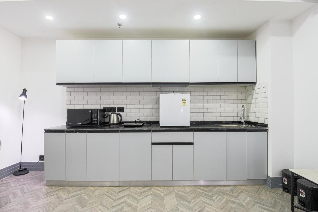 Bedchambers Serviced Apartments, Mg Road Gurgaon Exteriör bild