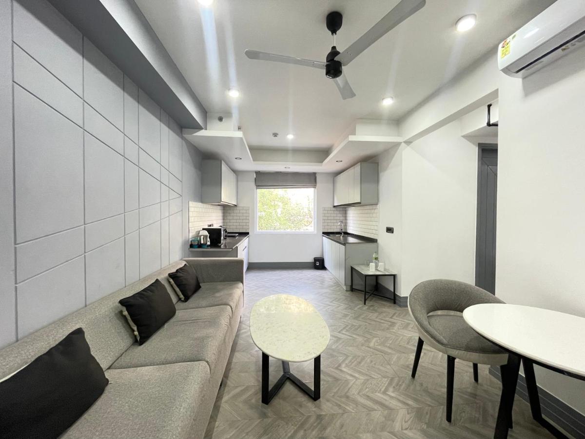 Bedchambers Serviced Apartments, Mg Road Gurgaon Exteriör bild